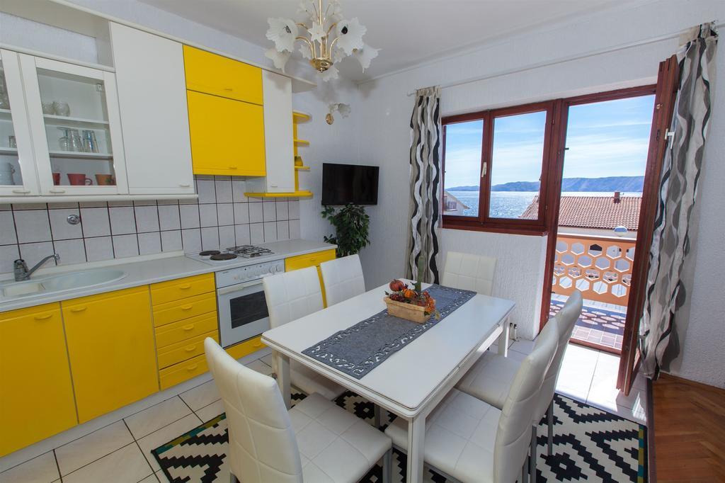 Apartments Vita Novi Vinodolski Oda fotoğraf