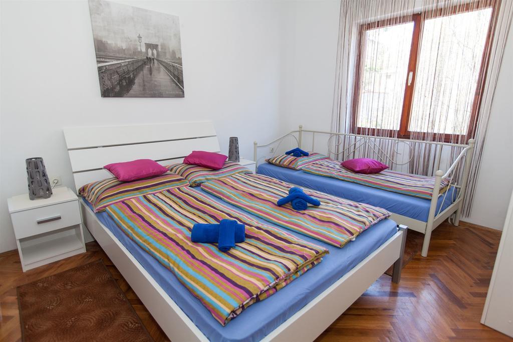 Apartments Vita Novi Vinodolski Oda fotoğraf