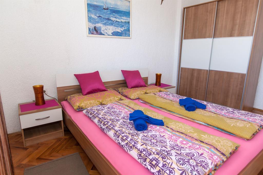 Apartments Vita Novi Vinodolski Oda fotoğraf